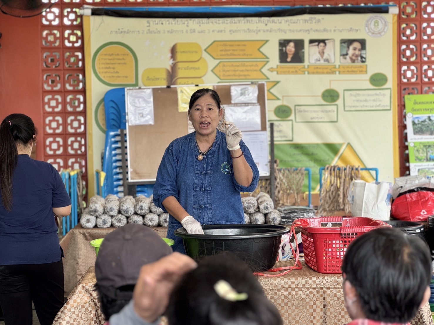 สำนักงานพัฒนาชุมชุนอำเภอหนองเสือ “ดำเนินโครงการสนับสนุนขับเคลื่อนกิจกรรมตามแผนพัฒนาตำบล"